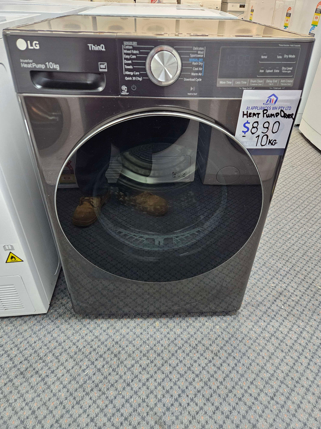 LG 10kg Heat Pump Dryer / DVH10-10B