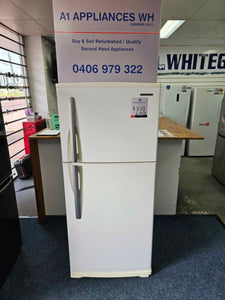 Hitachi 480L Top Mount Fridge Freezer White / R-480ET5