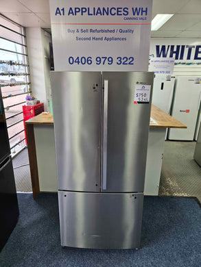 Westinghouse 524L French Door Fridge Freezer Silver / WHE5200SA