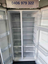 Load image into Gallery viewer, Hisense 624L Double Door Fridge Freezer / HR6SBSFF624SW