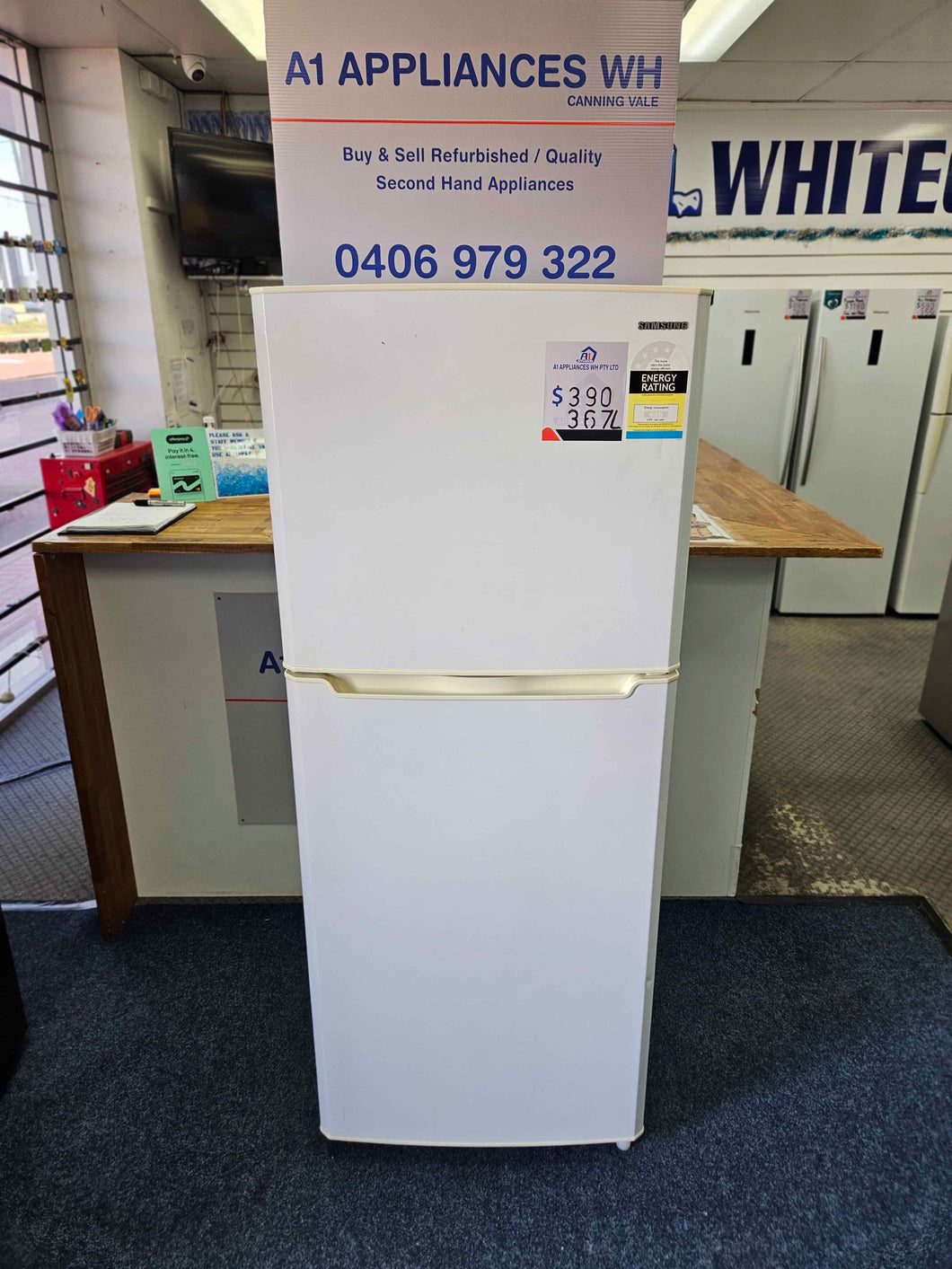 Samsung 367L Top Mount Fridge Freezer White / SR367NW