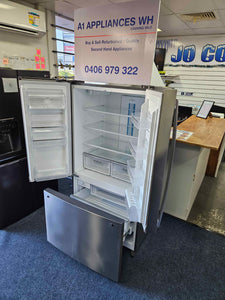 Westinghouse 605L French Door Fridge Freezer / WHE6060SB