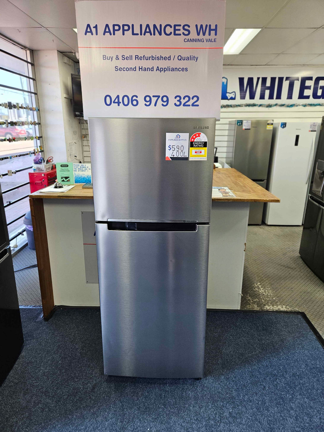 Samsung 400L Top Mount Fridge Freezer / SR400LSTC