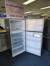 Load image into Gallery viewer, Hisense 527L Top Mount Fridge Freezer / HR6TFF527SD