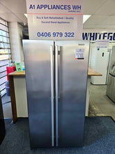 Load image into Gallery viewer, Westinghouse 606L Double Door Freezer Silver / WSE6100SA