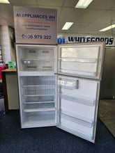 Load image into Gallery viewer, Hisense 526L Top Mount Fridge Freezer / HR6TFF527SD