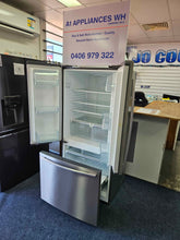 Load image into Gallery viewer, Westinghouse 510L French Door Fridge Freezer Silver / WHE5200 (Light Not Working)