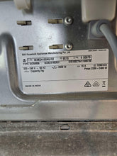 Load image into Gallery viewer, Bosch 7KG Front Load Washer / WAK24160AU
