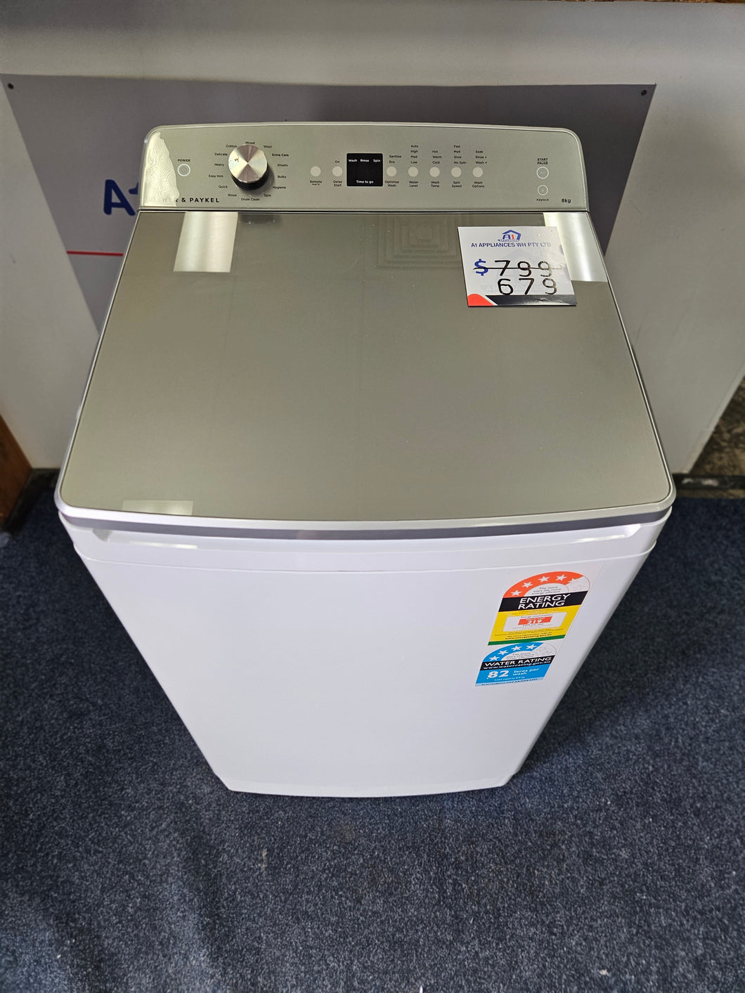 Fisher & Paykel 8KG Top Loader / WL8058G1