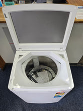 Load image into Gallery viewer, Fisher &amp; Paykel 8KG Top Loader / WL8058G1