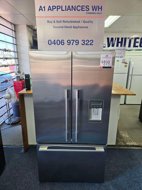 Fisher & Paykel 610L French Door Fridge Freezer Silver / RF610A