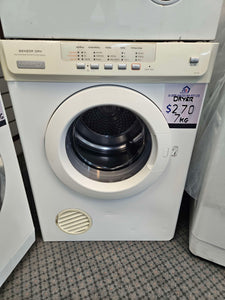 Electrolux 6kg Sensor Dryer / EDV605