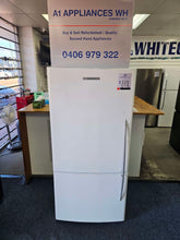 Load image into Gallery viewer, Fisher &amp; Paykel 519L Bottom Mount Fridge Freezer / E522B