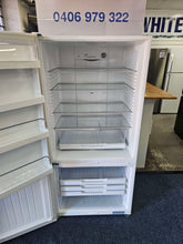 Load image into Gallery viewer, Fisher &amp; Paykel 519L Bottom Mount Fridge Freezer / E522B