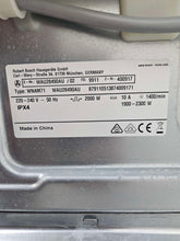 Load image into Gallery viewer, Bosch 10Kg Front Load Washer / WAU28490AU