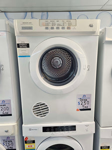 Electrolux 5KG Front Load Dryer / EDV505