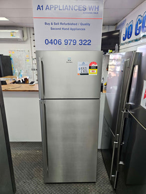 Electrolux 460L Top Mount Fridge Freezer / ETE4607SA