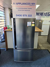 Load image into Gallery viewer, Panasonic 554L Bottom Mount Fridge Freezer / NR-BY552XSAU