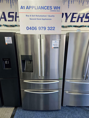 Hisense 701L French Door Fridge Freezer Silver / HR6FDFF701SW