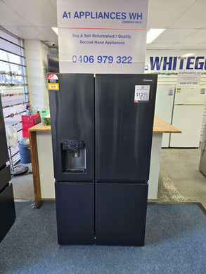 Hisense 632L Side By Side Fridge Freezer / HRSBS632BW