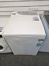 Load image into Gallery viewer, Fisher &amp; Paykel 7.5KG Top Loader Washer / WA75T65GW1