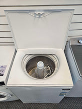 Load image into Gallery viewer, Fisher &amp; Paykel 7.5KG Top Loader Washer / WA75T65GW1