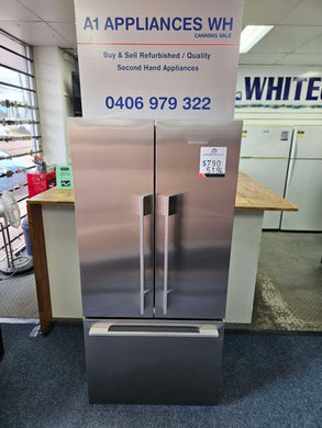 Fisher & Paykel 519L French Door Fridge Freezer/ RF522ADX5