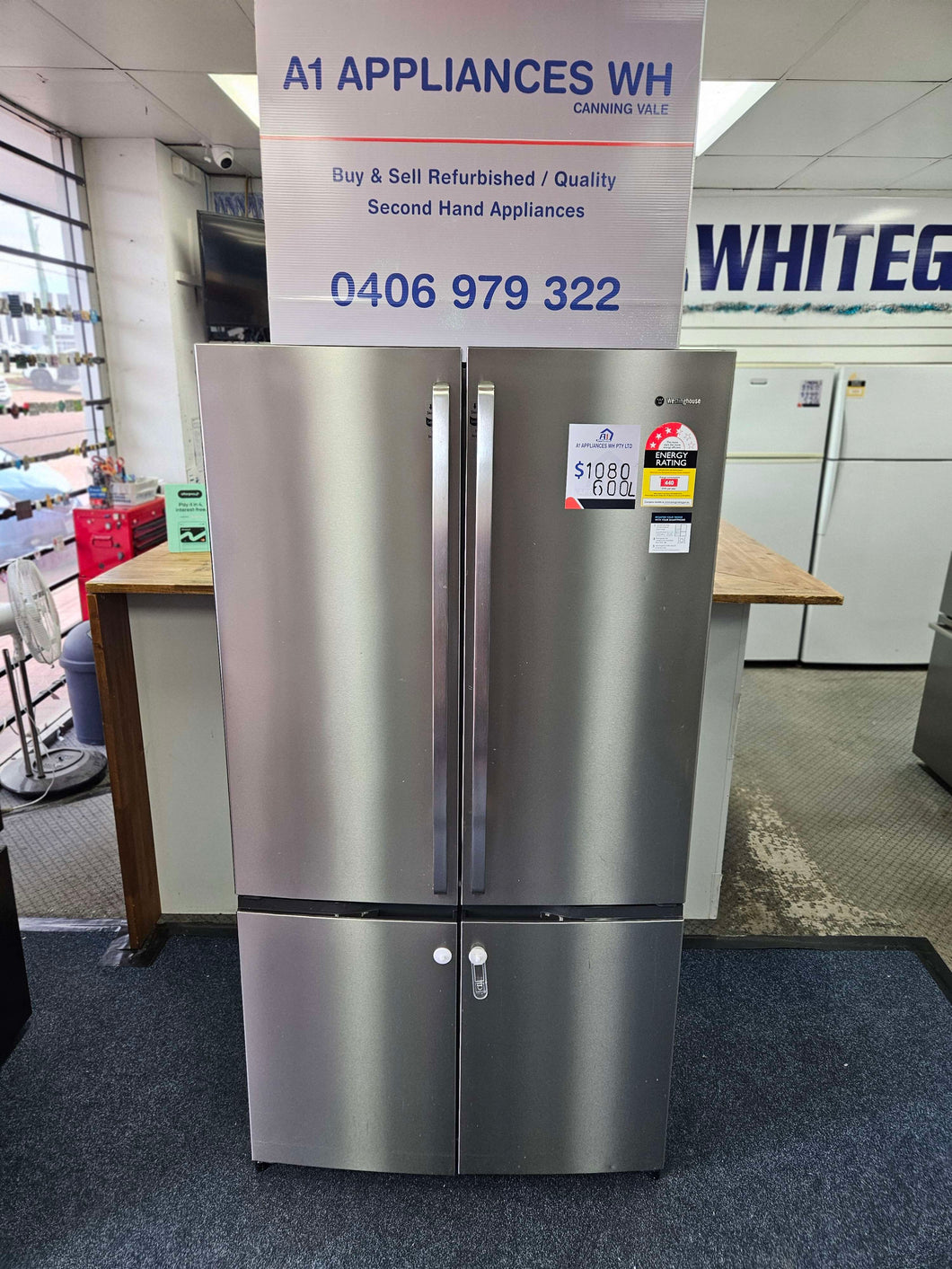Westinghouse 600L French Door Fridge Freezer / WQE6000SA