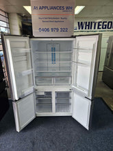 Load image into Gallery viewer, Westinghouse 600L French Door Fridge Freezer / WQE6000SA