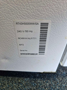 ON SPECIAL!!! Samsung 471L Top Mount Fridge Freezer