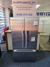 Load image into Gallery viewer, Fisher &amp; Paykel 610L French Door Fridge Freezer / RF610A