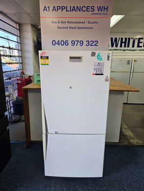 Westinghouse 510L Bottom Mount Fridge Freezer / BJ515V-R*4