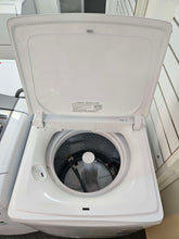 Load image into Gallery viewer, Simpson 9KG Top Load Washer / SWT9043