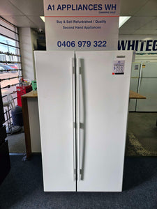 ON SPECIAL!!! Westinghouse 700L French Door Fridge Freezer / WSE7000WA