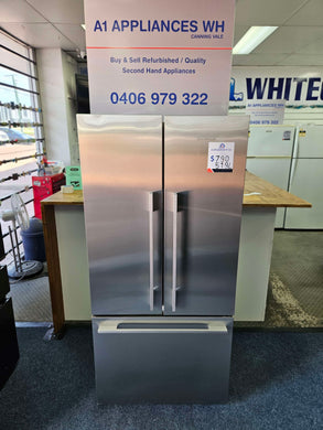Fisher & Paykel 519L French Door Fridge Freezer/ RF522ADX5