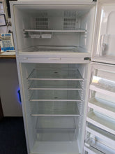 Load image into Gallery viewer, Fisher &amp; Paykel 447L Top Mount Fridge Freezer White