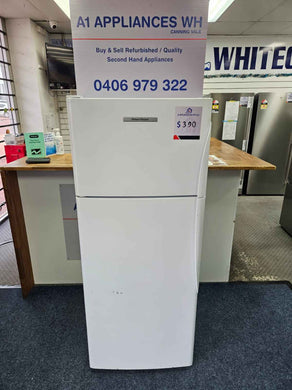 Fisher & Paykel 380L Top Mount Fridge Freezer White / E381TLT