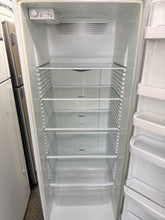 Load image into Gallery viewer, Fisher &amp; Paykel C450 450L Upright Fridge