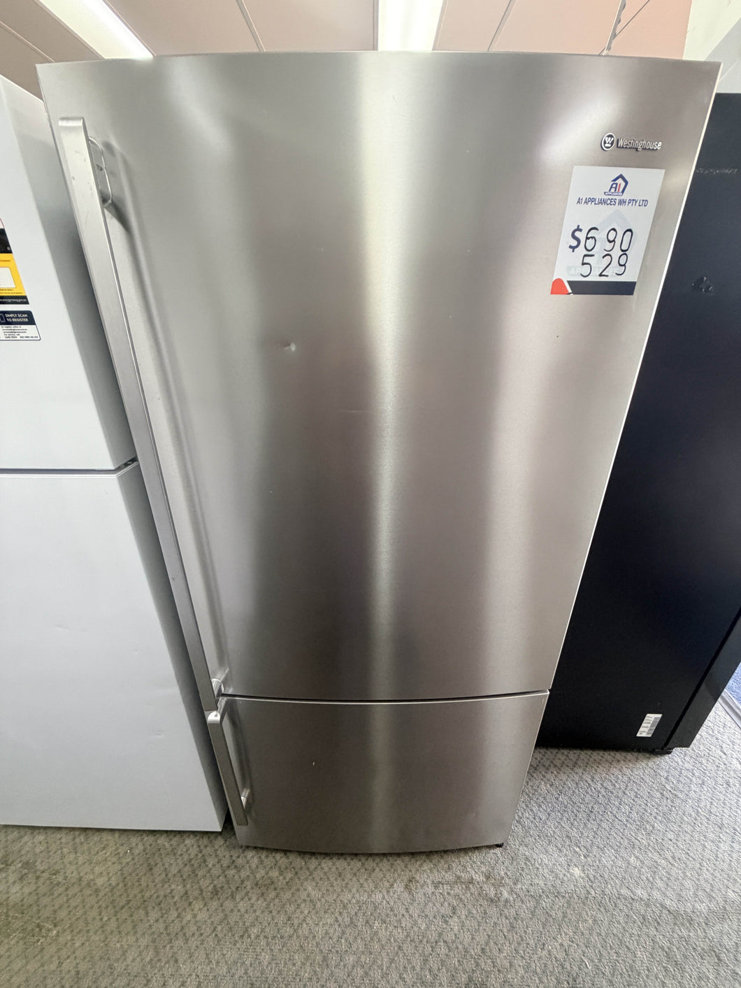 Westinghouse WBE5314SA 528L Bottom Mount Refrigerator