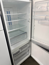 Load image into Gallery viewer, Westinghouse WBE4500SA 453L Bottom Mount Refrigerator