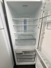 Load image into Gallery viewer, Westinghouse WBE4500SA 453L Bottom Mount Refrigerator