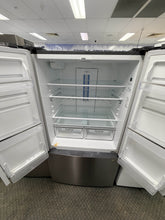 Load image into Gallery viewer, Westinghouse WHE6060SA 605 L French‑Door Fridge – Stainless Steel, Water &amp; Ice Dispenser