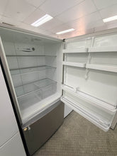 Load image into Gallery viewer, Fisher &amp; Paykel E522B 519L Bottom-Mount Refrigerator – Stainless Steel, ActiveSmart Cooling, Family-Sized Storage