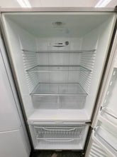 Load image into Gallery viewer, Fisher &amp; Paykel E522B 519L Bottom-Mount Refrigerator – Stainless Steel, ActiveSmart Cooling, Family-Sized Storage