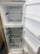 Load image into Gallery viewer, (Brand New!! ) Esatto ETM236W 236 L Top-Mount Fridge – White