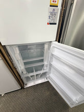 Load image into Gallery viewer, (Brand New!!) Esatto ETM413W 413 L Top-Mount Fridge – White