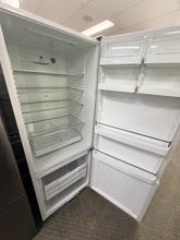 Load image into Gallery viewer, Fisher &amp; Paykel E402BRE2 402-Litre Bottom Mount Refrigerator