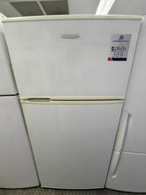 Load image into Gallery viewer, Kelvinator KTM5200WB-R 520-Litre Top Mount Refrigerator