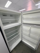 Load image into Gallery viewer, Kelvinator KTM5200WB-R 520-Litre Top Mount Refrigerator