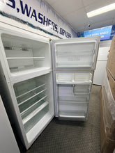 Load image into Gallery viewer, Westinghouse RJ422V‑R 420L Top‑Mount Fridge Freezer